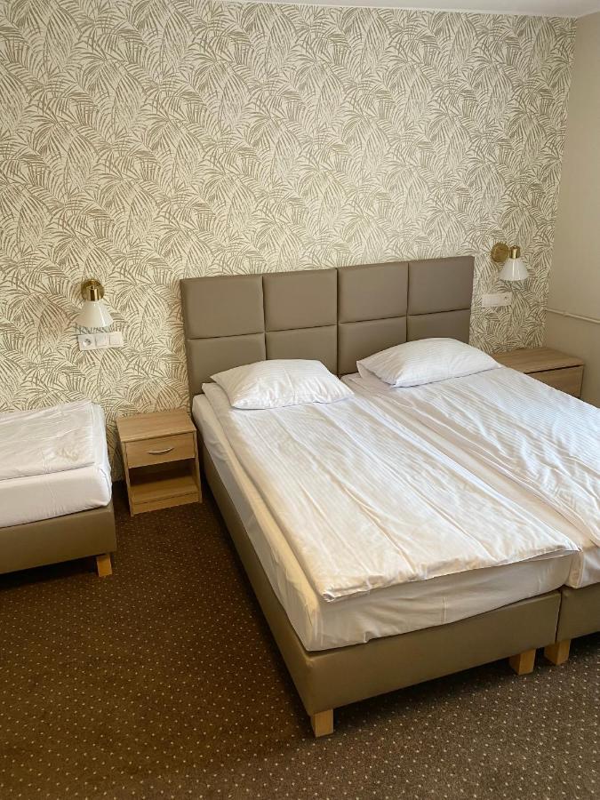Gracja Bed & Breakfast Warsaw Exterior photo